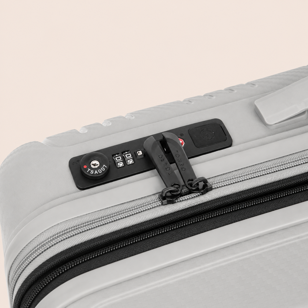 Afar 25" Expandable Check-In