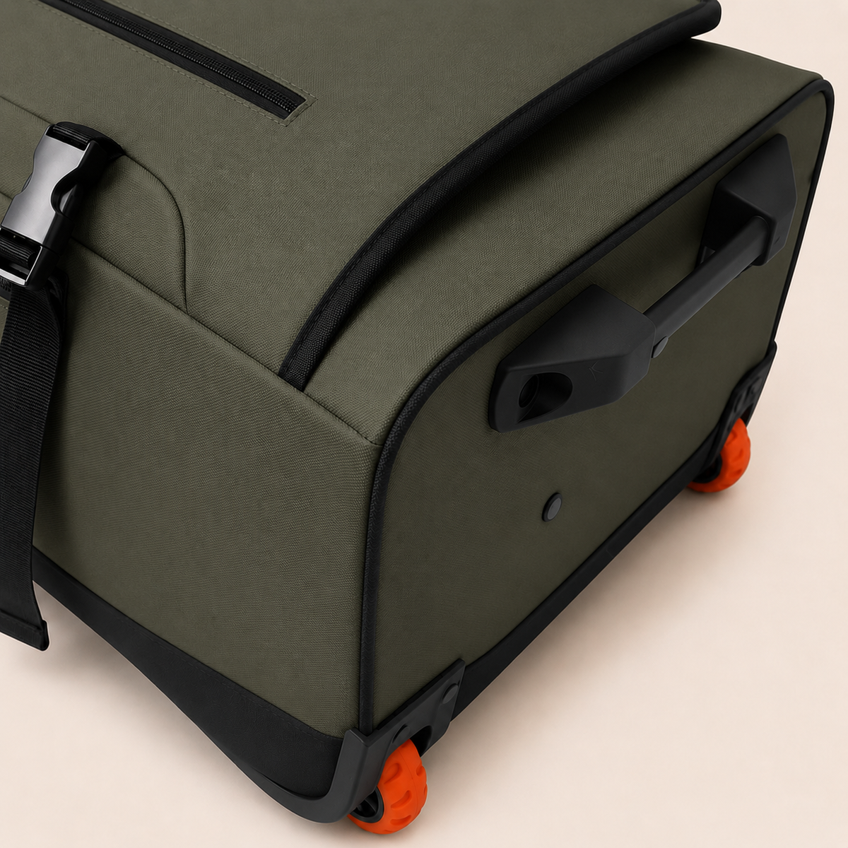 Trek 2.0 Medium Rolling Duffel