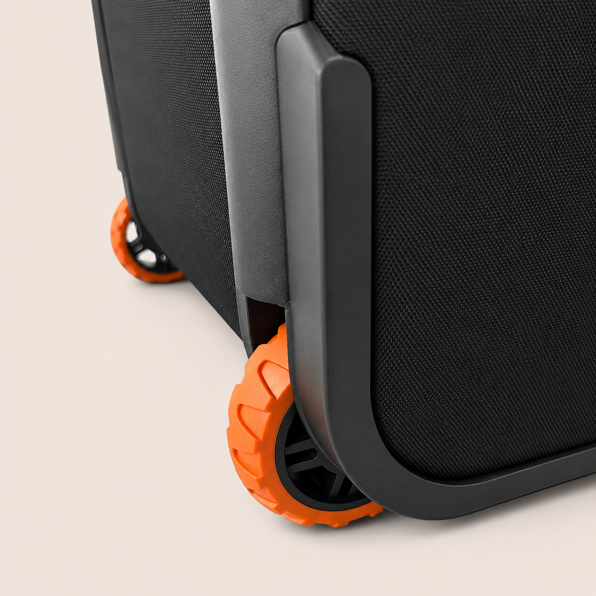 Trek 2.0 Medium Rolling Duffel